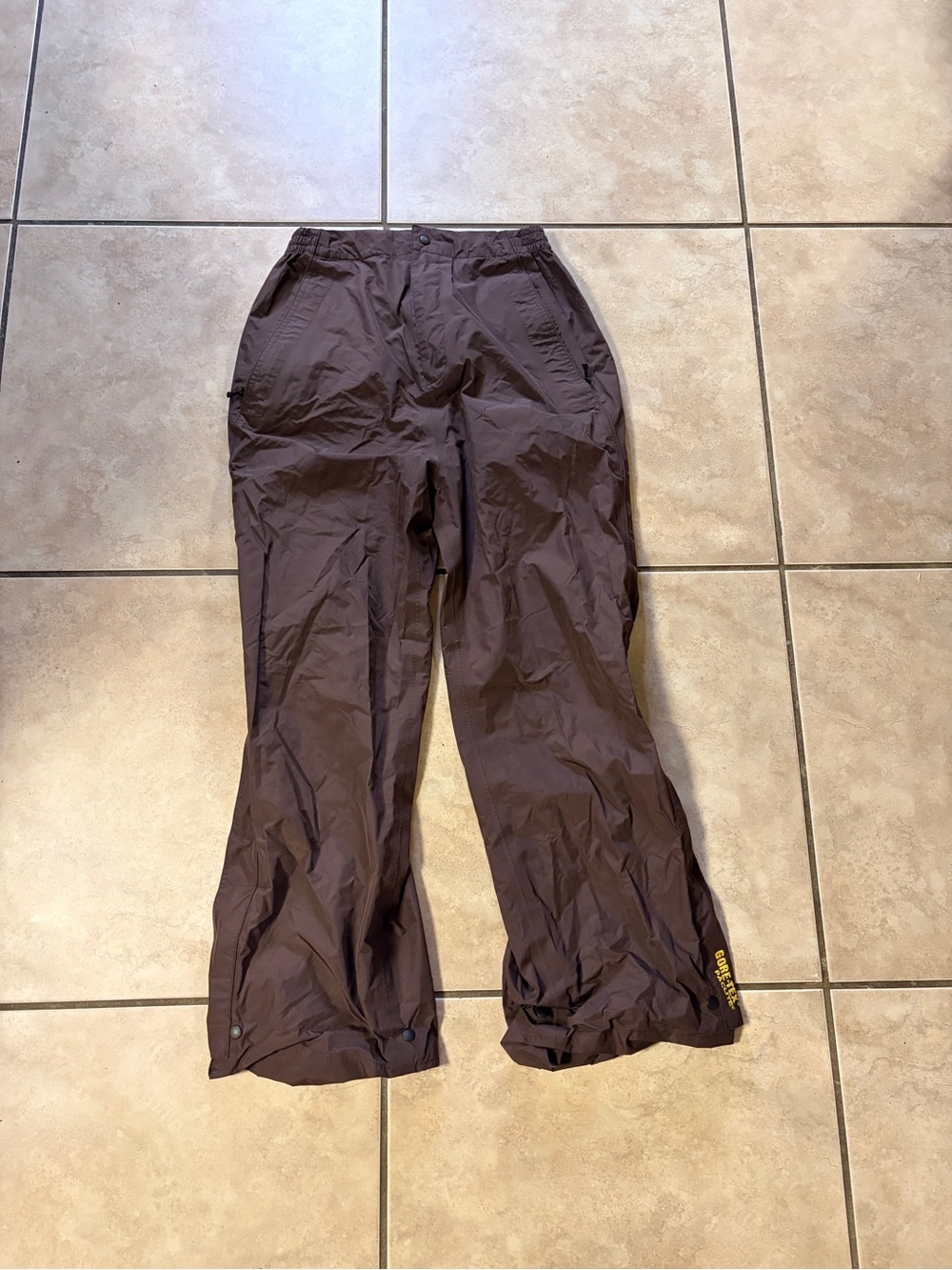 GORE-TEX Men's Dark Brown Cargo Shell Pants